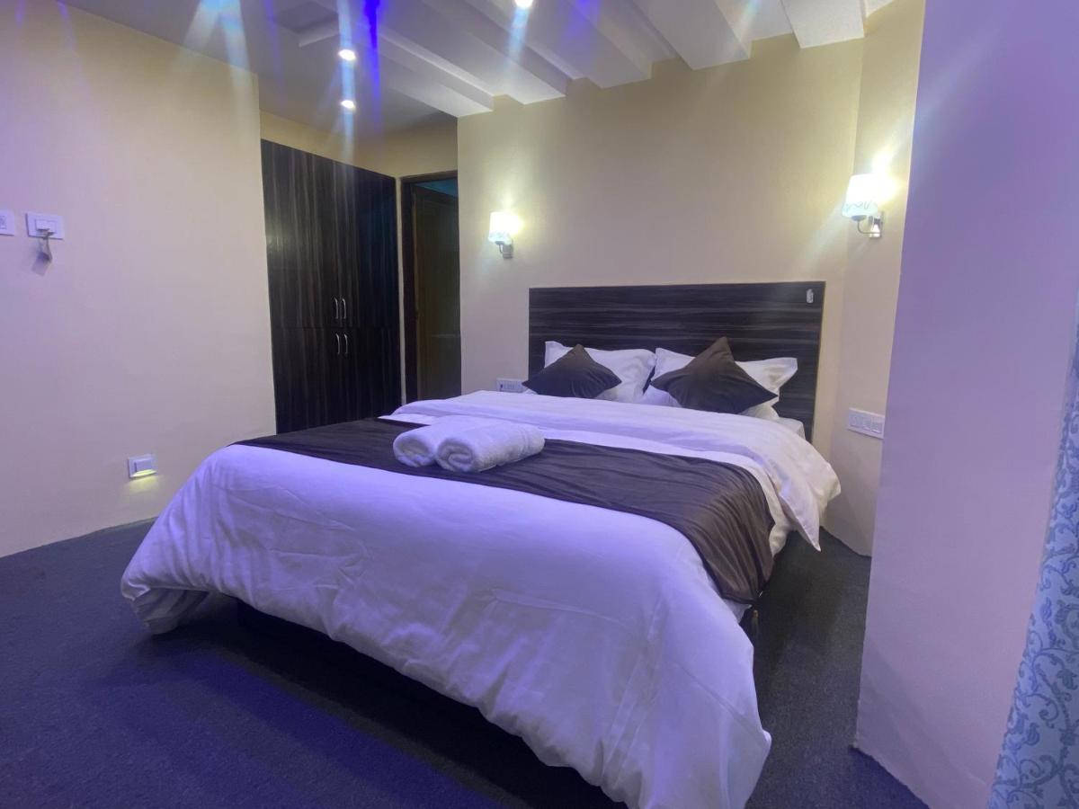 Hotel Amaira Darjeeling  Exteriör bild