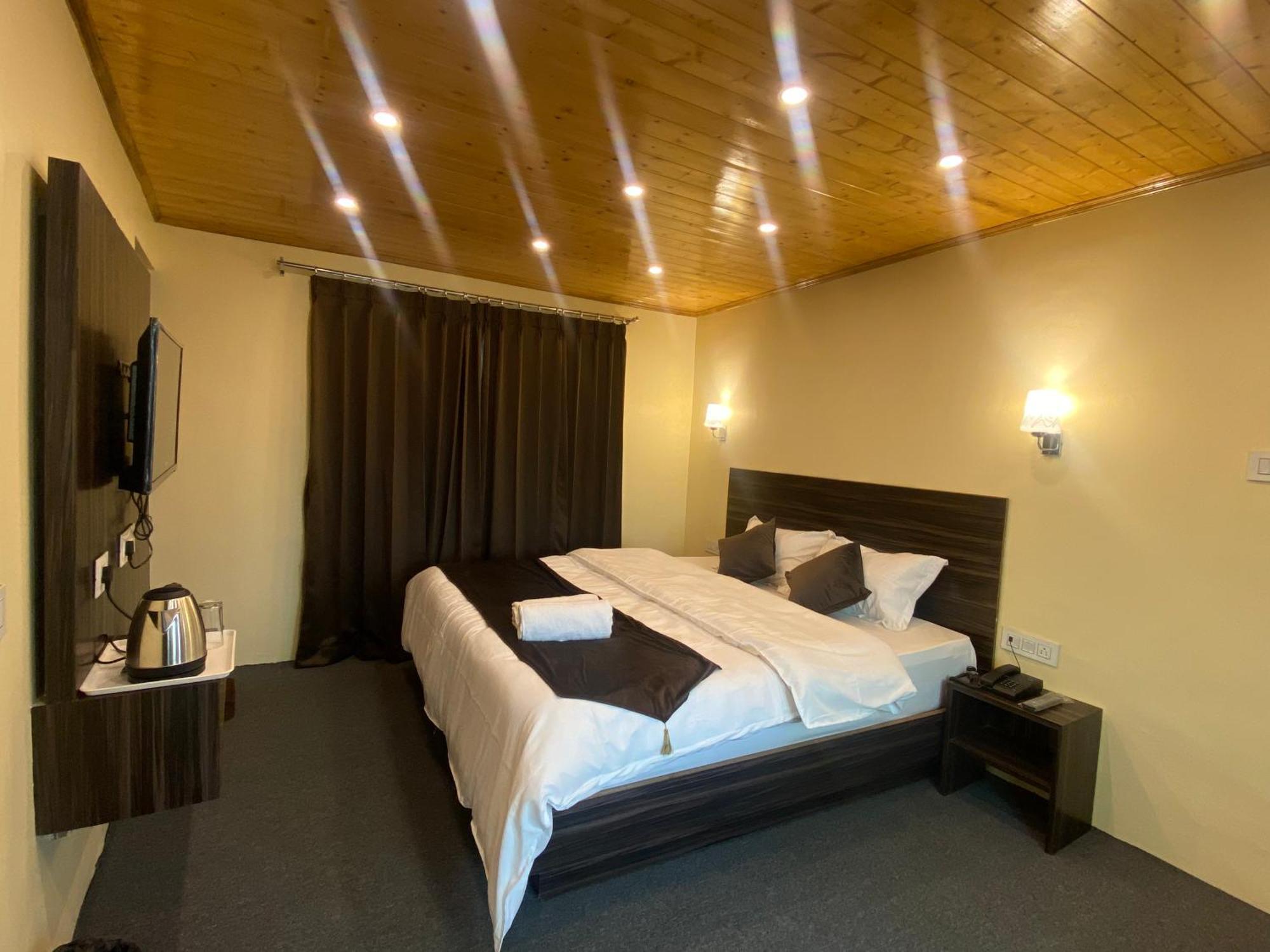 Hotel Amaira Darjeeling  Exteriör bild