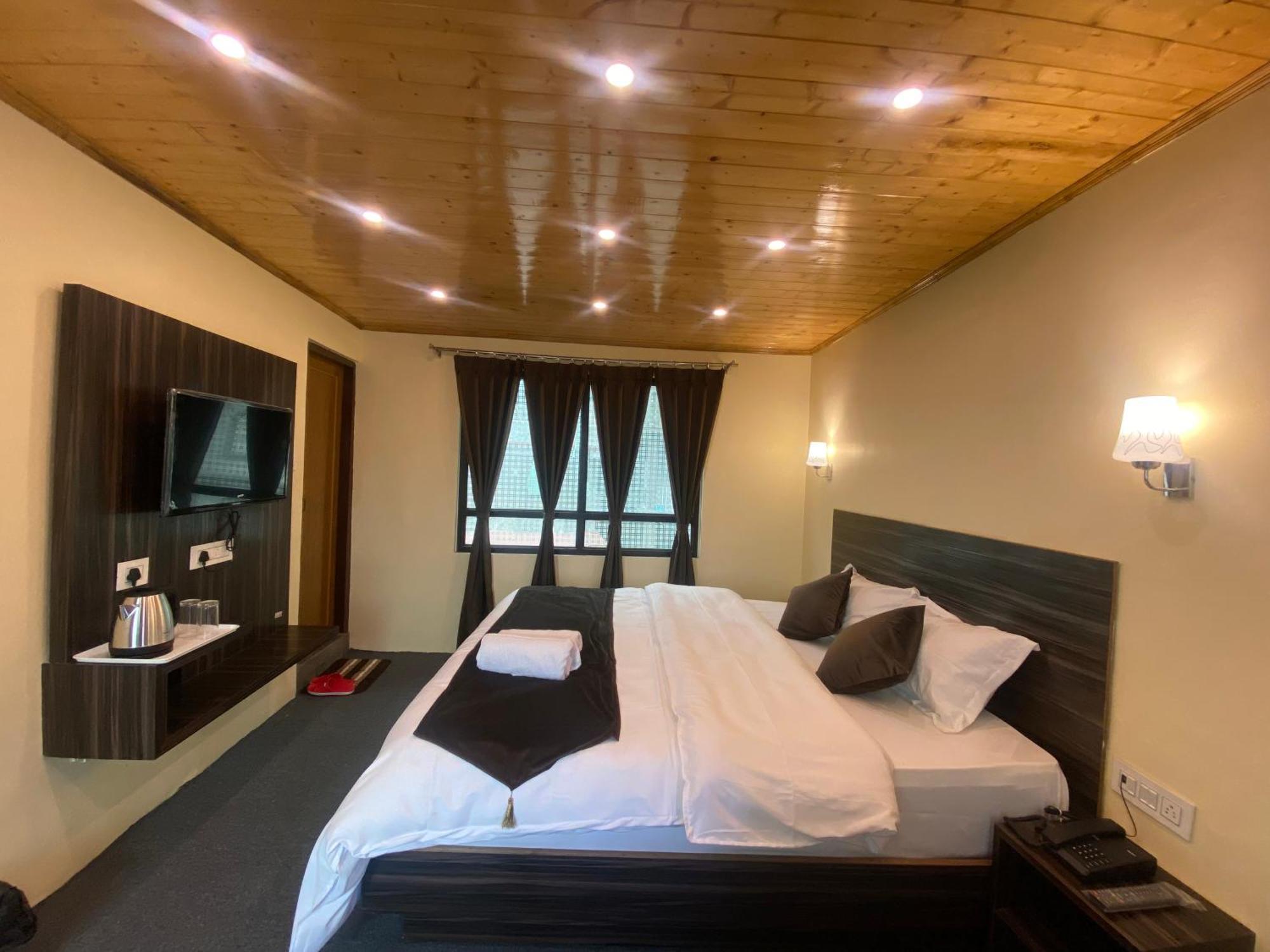 Hotel Amaira Darjeeling  Exteriör bild
